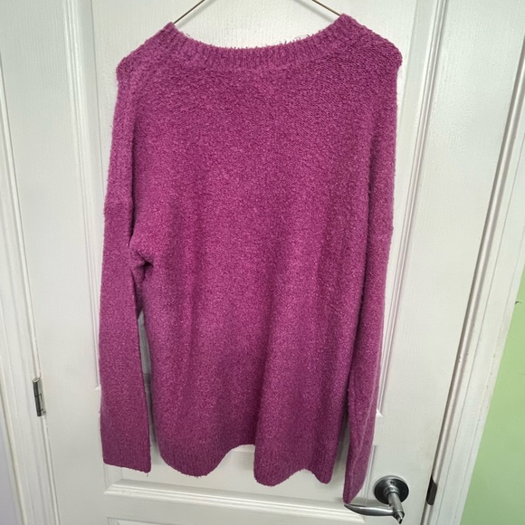 Core Life Women’s Violet Polyester Blend Long Sleeved Crew Neck Sweater Sz M NEW - Picture 4 of 6